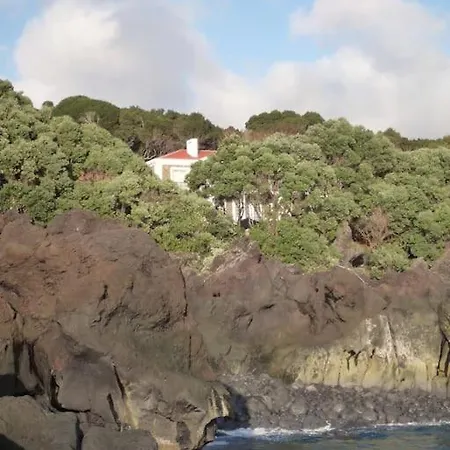 Vila Casa Do Ananas, Cliff-top/ocean-front Villa, Pico