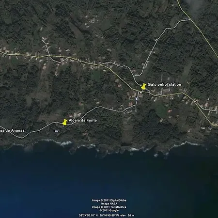 Casa Do Ananas, Cliff-top/ocean-front Villa, Pico *