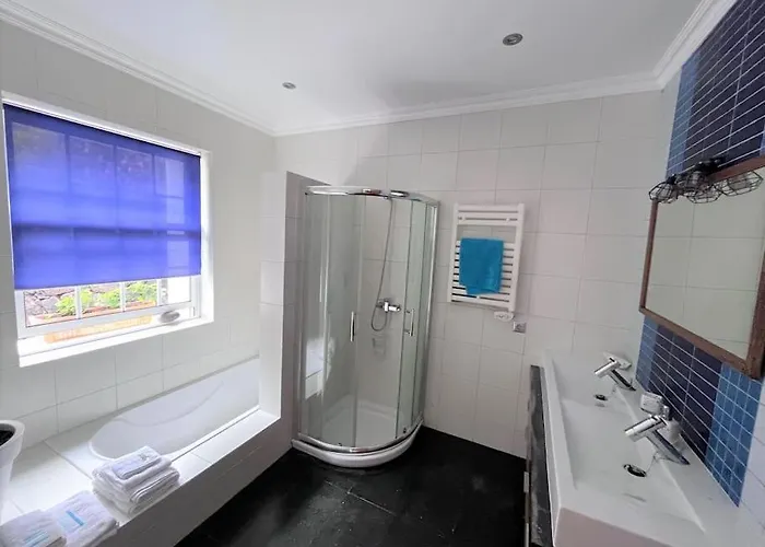 Casa Do Ananas, Cliff-top/ocean-front Villa, Pico Villa *