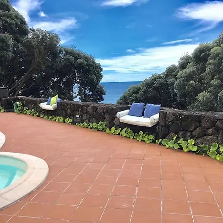 Casa Do Ananas, Cliff-top/ocean-front Villa, Pico *