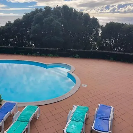 Casa Do Ananas, Cliff-top/ocean-front Villa, Pico Villa