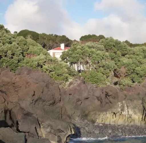 Villa Casa Do Ananas, Cliff-top/ocean-front Villa, Pico