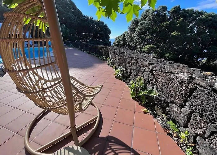 Casa Do Ananas, Cliff-top/ocean-front Villa, Pico Villa